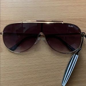 Quay el dinero sunglasses